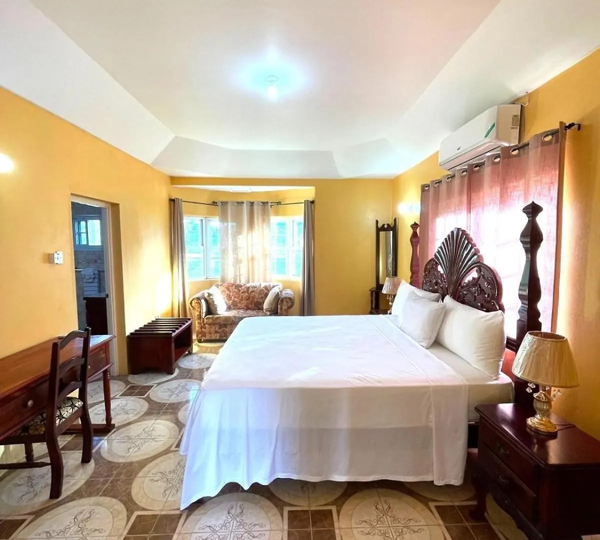 Veronica Villa 68 Lucea